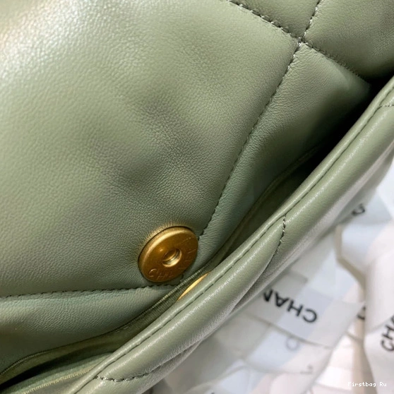 Firstbag Ru FLAP BAG CHANEL 19 0812